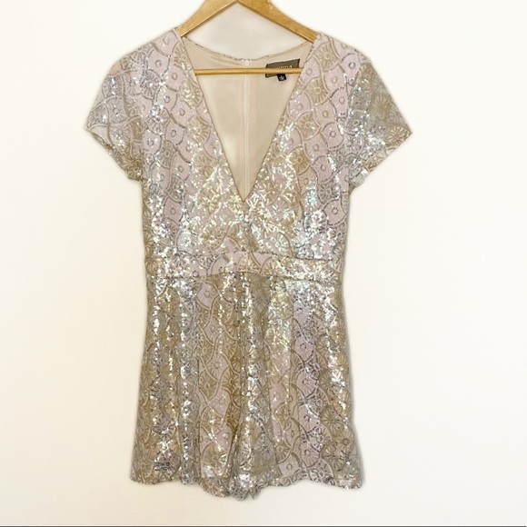 Sequin Party Romper in Champagne by 4SI3NNA size small Swifty Glitter Showgirl - Picture 2 of 8